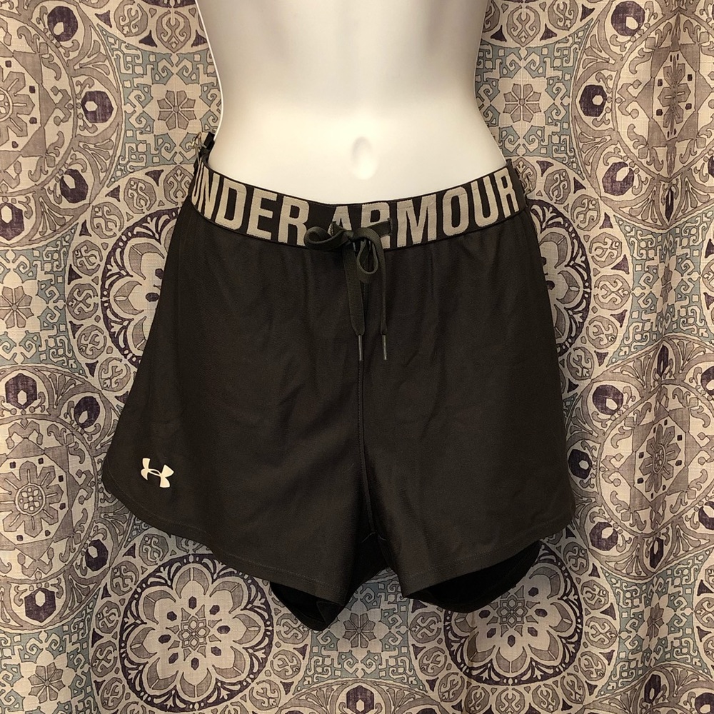 COPY - Under Armour Loose Athletic Shorts